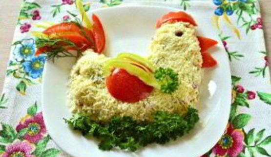 салат в виде петуха оливье