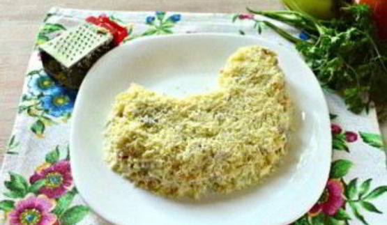 салат в виде петуха оливье