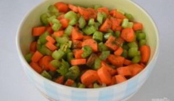 салат из сельдерея и моркови