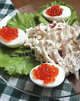 Салат кальмары крабовые палочки