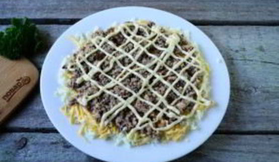 салат мимоза классический слоеный