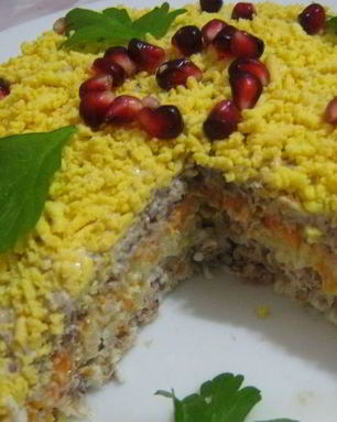 Салат Мимоза с консервой и сыром