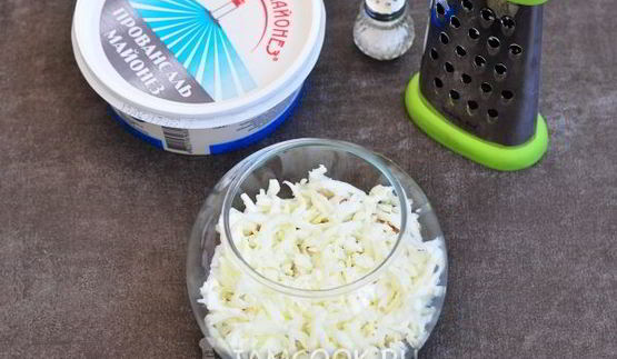 салат мимоза с печенью трески