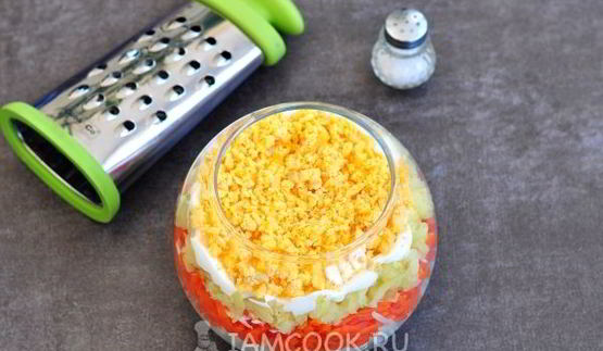 салат мимоза с печенью трески