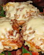 Куриная грудка с грибами под шубой из картофеля