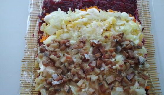 рулет селедка под шубой