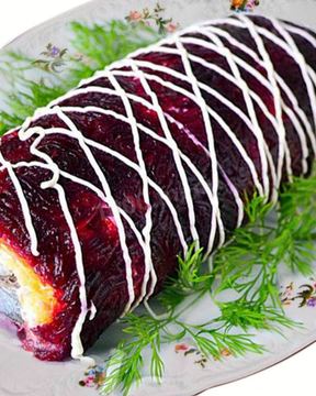 Селедка под шубой с яблоком рулетом