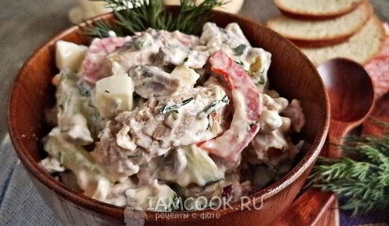 салат с говядиной и грибами
