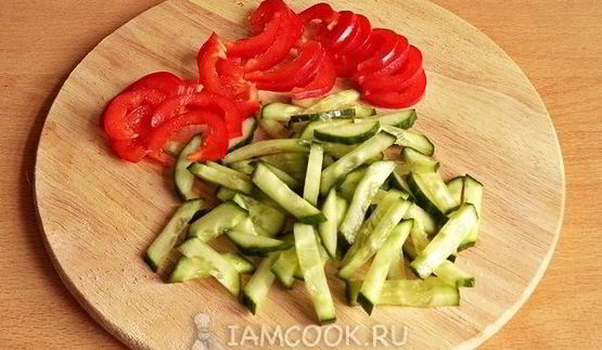 салат с говядиной и грибами