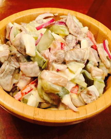 Рецепт салат с ростбифом в деревенском стиле