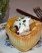 Салат с сыром, апельсином и курицей