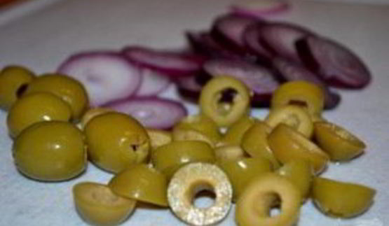 салат с сыром, апельсином и курицей