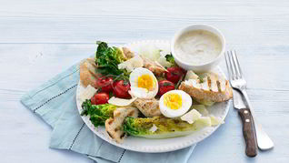 Салат цезарь