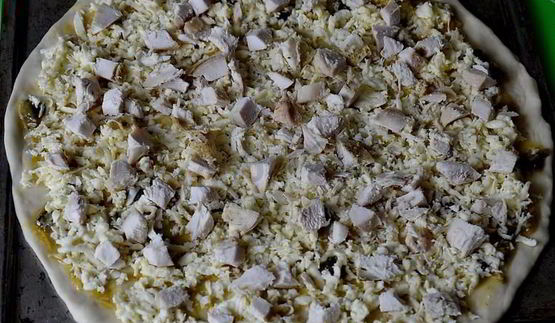 пицца цезарь в духовке на дрожжевом тесте