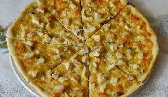 пицца цезарь в духовке на дрожжевом тесте