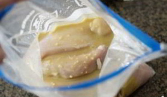 салат цезарь легкий