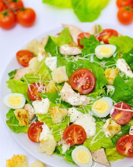 Рецепт салата цезарь с курицей