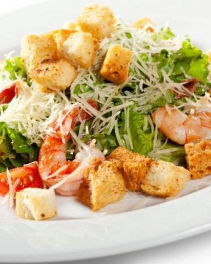Рецепт салата цезарь с морепродуктами
