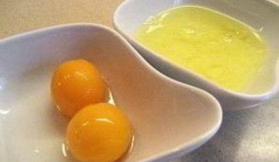 салат цезарь с морепродуктами