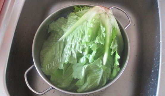 салат цезарь с семгой