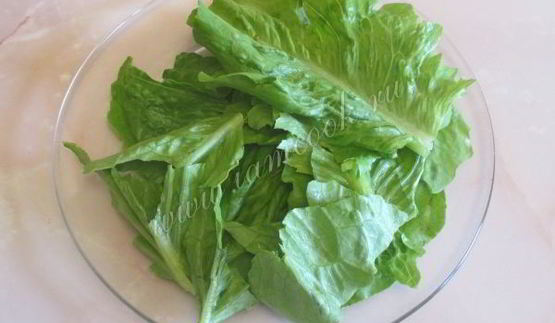 салат цезарь с семгой