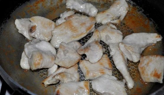 цезарь с пекинской капустой