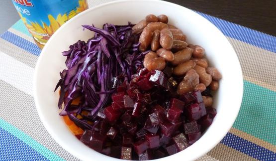 винегрет с фасолью и красной капустой