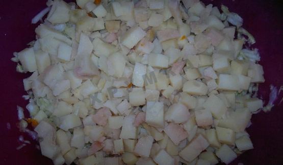 винегрет со свежей капустой и огурцом