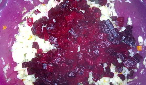 винегрет со свежей капустой и огурцом