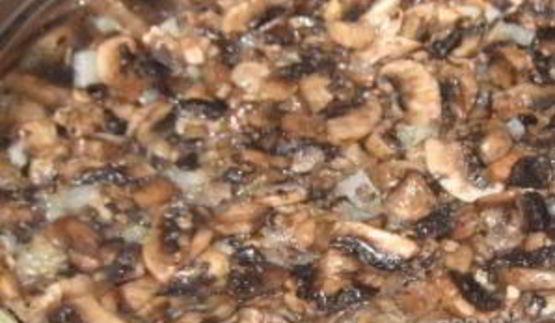 грибной соус из шампиньонов со сметаной