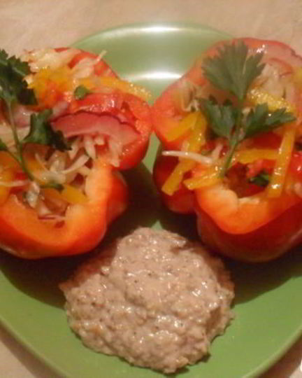 Рецепт орехового соуса для овощного салата