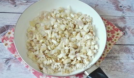 соус из белых грибов