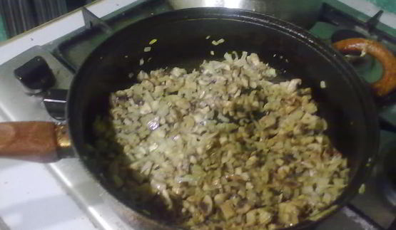 соус орехово-грибной