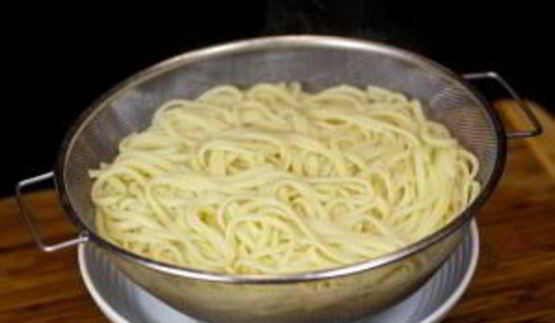 соус с курицей и грибами