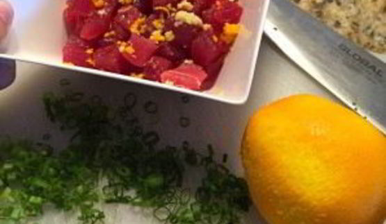 тартар из тунца с авокадо