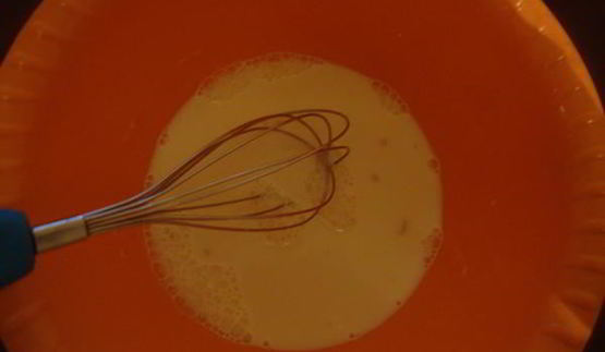 борщ с чесночными булочками