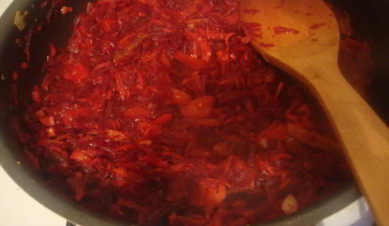 борщ с чесночными булочками