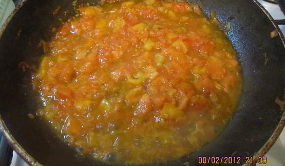 борщ с чесночными гренками