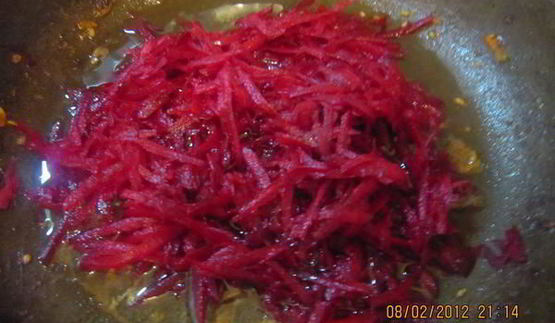 борщ с чесночными гренками