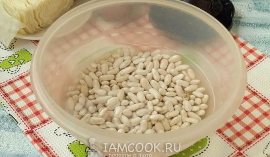 борщ с курицей и фасолью