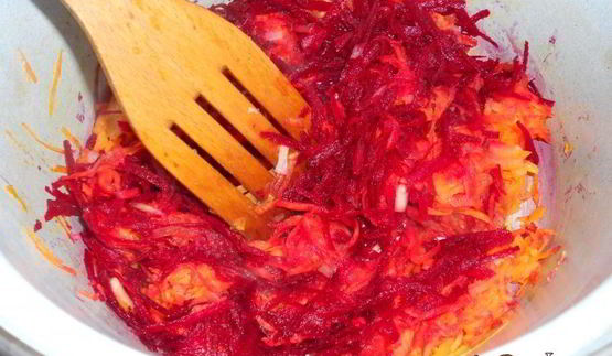 борщ с пельменями