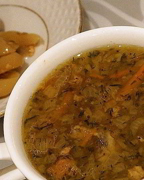 Борщ с тушенкой и гречкой