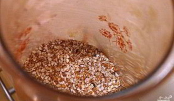 борщ с тушенкой и гречкой