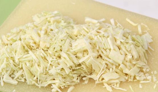 борщ с языком и черносливом