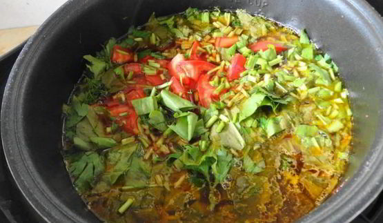 красный борщ со щавелем без капусты в мультиварке