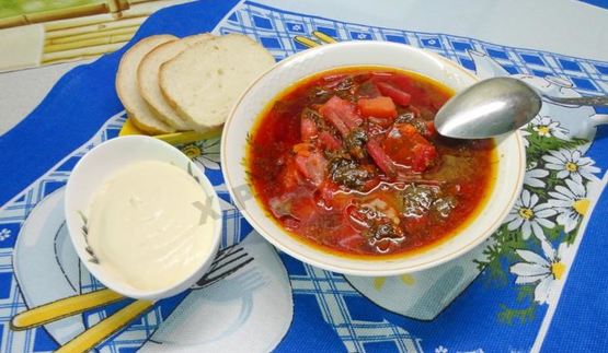 красный борщ со щавелем без капусты в мультиварке