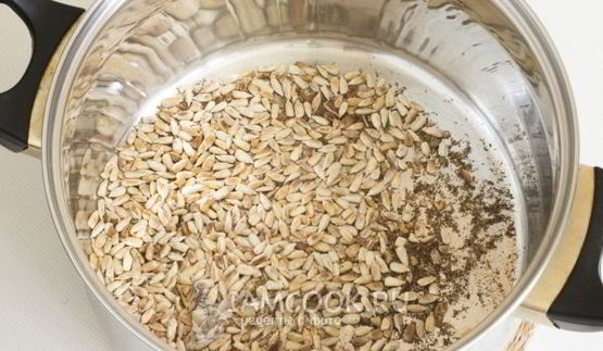 вегетарианский борщ с семечками