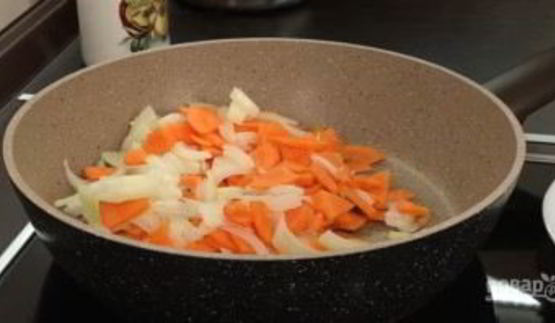 вкусный домашний борщ