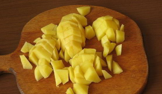 зеленый борщ с судаком