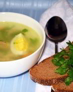 Бульон с яйцом